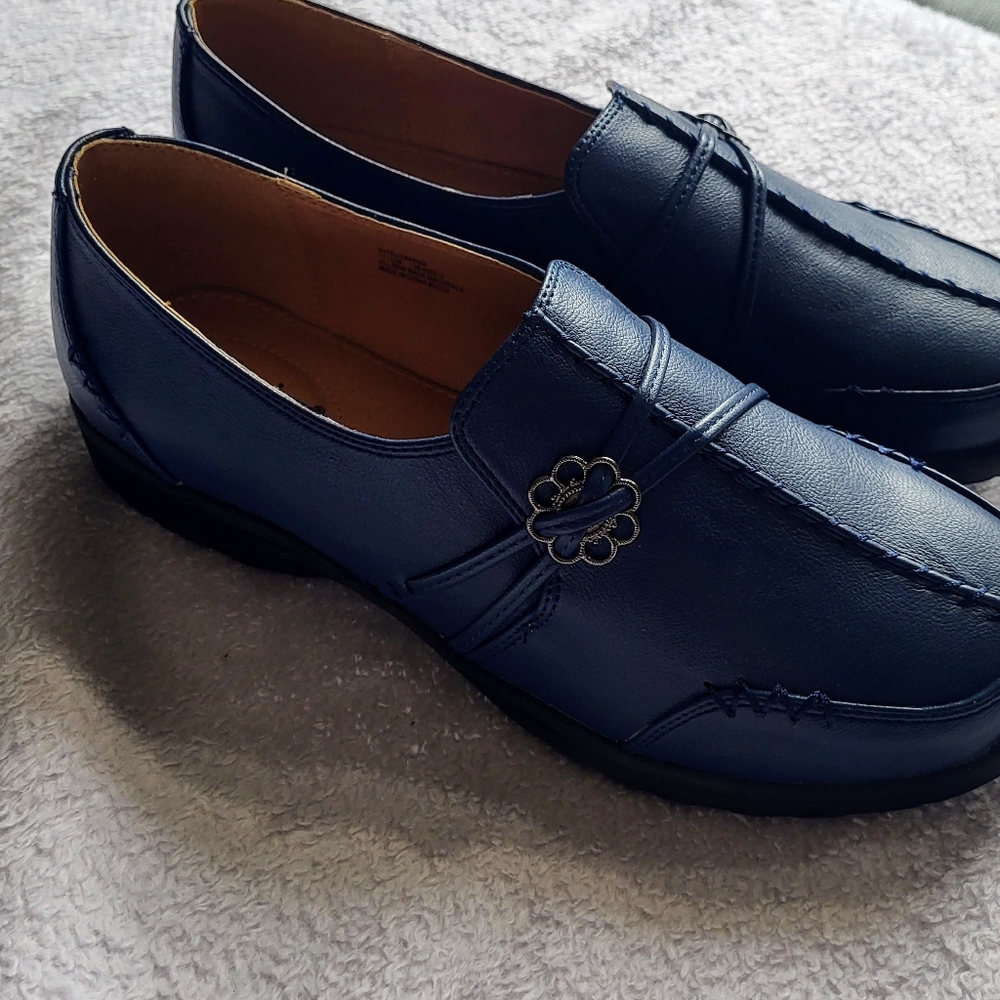 *sold*Comfortview natalia flats size 10 1/2 - Picture 3 of 5